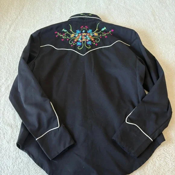 Scully Floral Embroidered Rhinestone Western Snap Front Shirt Women's M Black - Picture 10 of 13